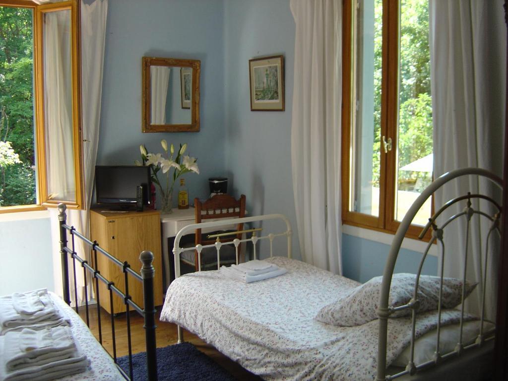 Aux Quatre Saisons Axat Room photo